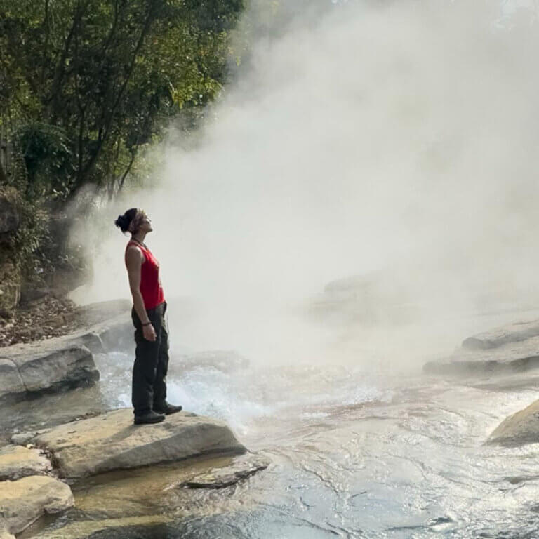 Amazonas con ojos de mujer IV: El Río que hierve